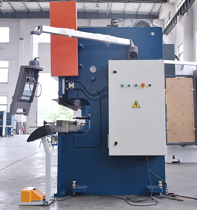 100t Cnc Metal Bending Machines, 3200 Mm Cnc Sheet Press Brake With E21 100 t CNC fémhajlító gépek, 3200 mm-es CNC lapprésfék E21-el