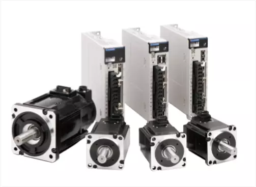 1500*3000mm 500w Racuys Or Ipg Fiber Laser Cutting Machine 1500*3000mm 500w Racuys vagy Ipg Fiber lézervágó gép