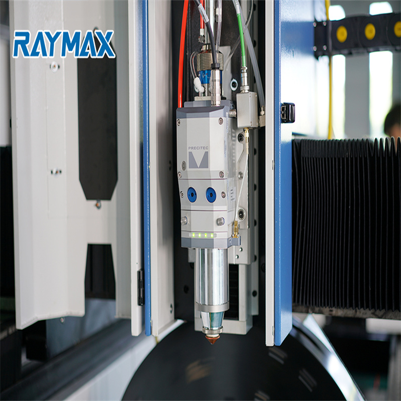 1500W 2Kw 3000W 6000W Iron Ss 3D IPG CNC fémszálas lézervágó gép