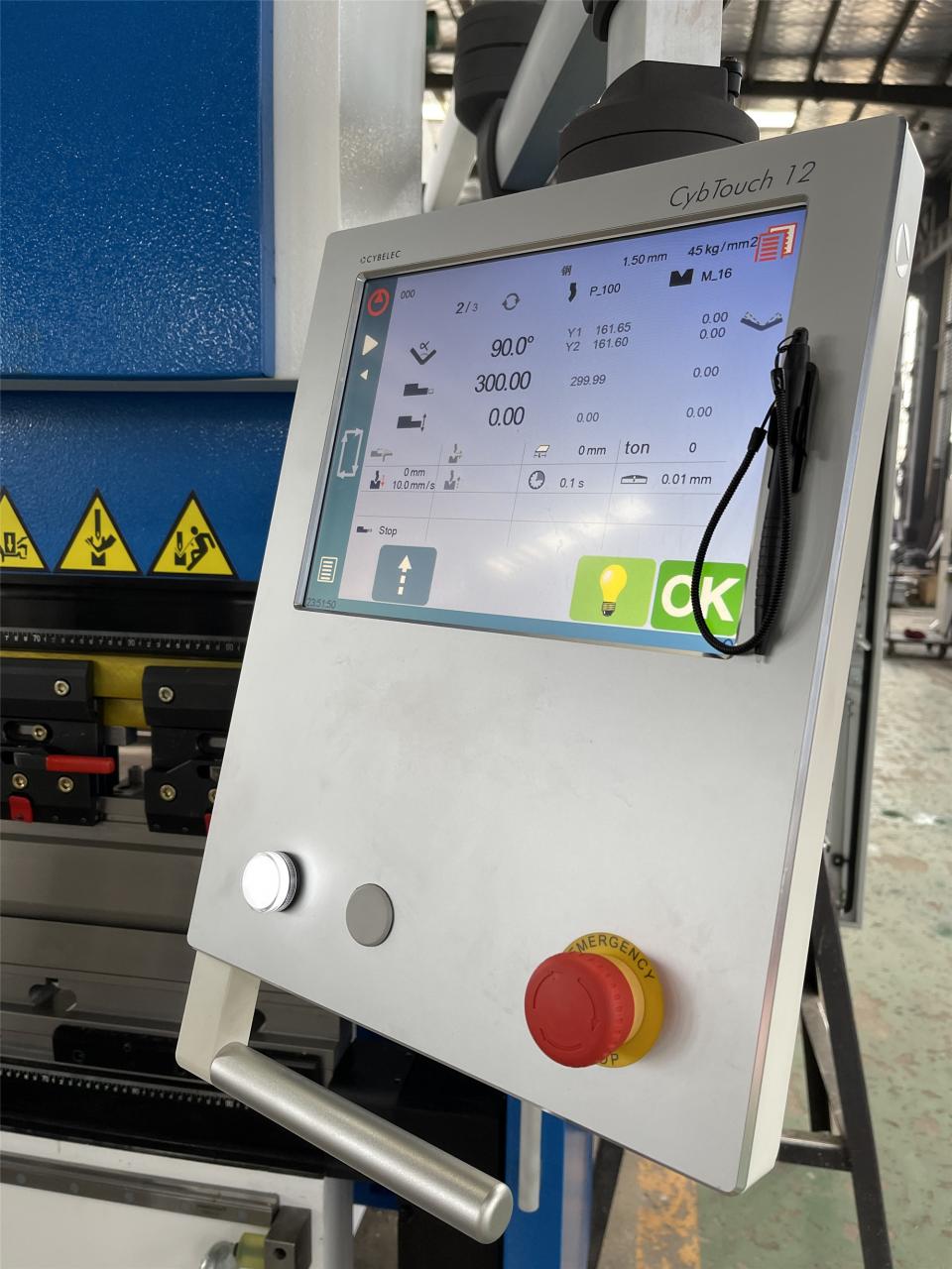 160t-4000 4 tengelyes CNC hidraulikus hajlítógép féknyomó