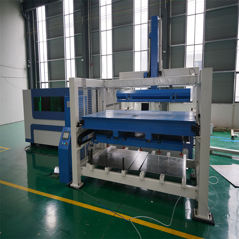 1kw 1,5kw 2kw szálas lézervágó gép fémlemez vágáshoz 3000x1500mm