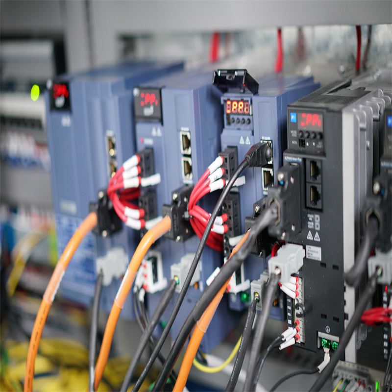 3015 1500x3000 alumíniumszálas lézervágó gép ipari lézeres berendezés