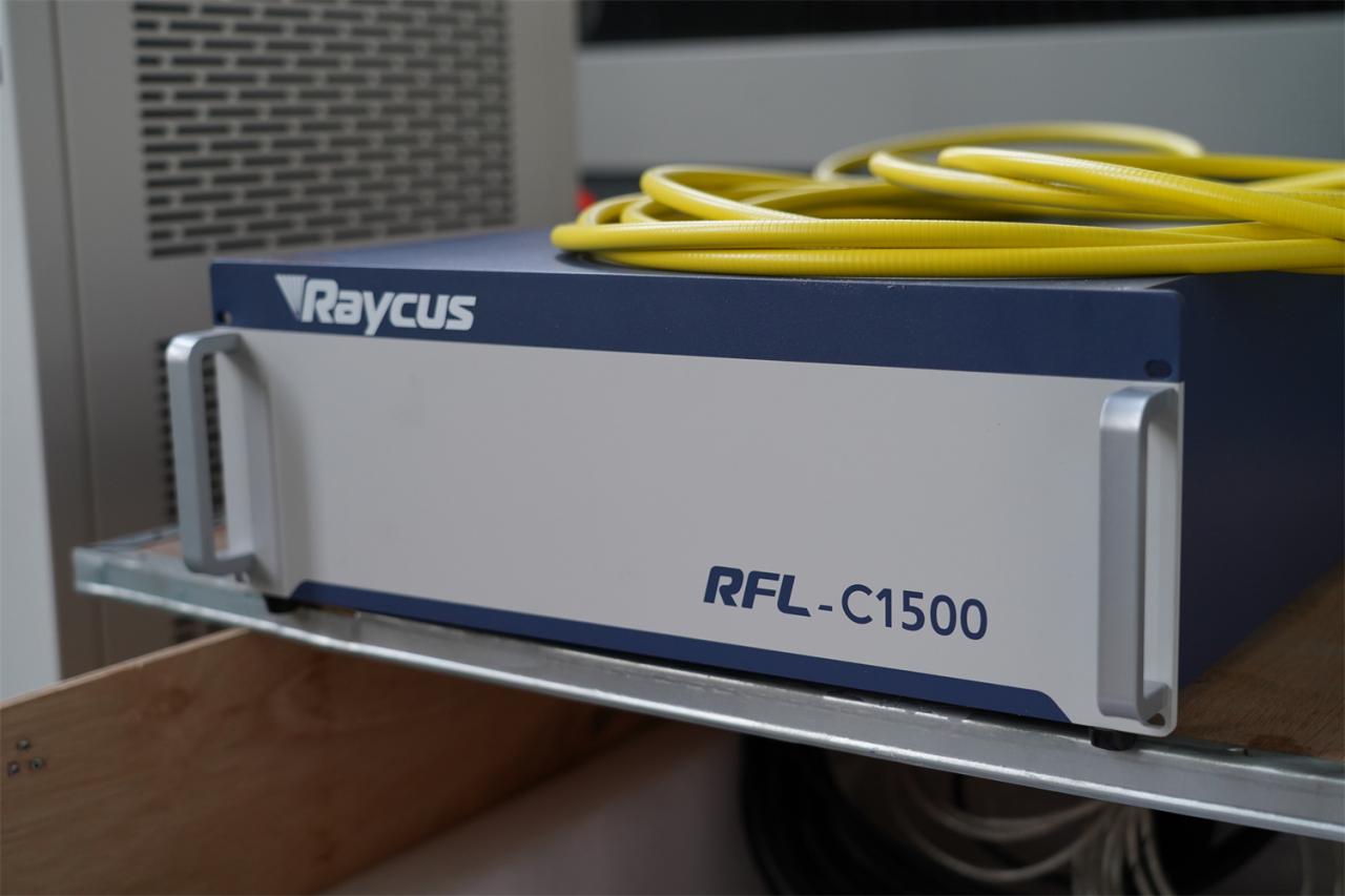 3015 4kw 1kw 2kw 3kw Stainless Steel Cnc Fiber Laser Cutting Machine 3015 4kw 1kw 2kw 3kw rozsdamentes acél Cnc szálas lézervágó gép