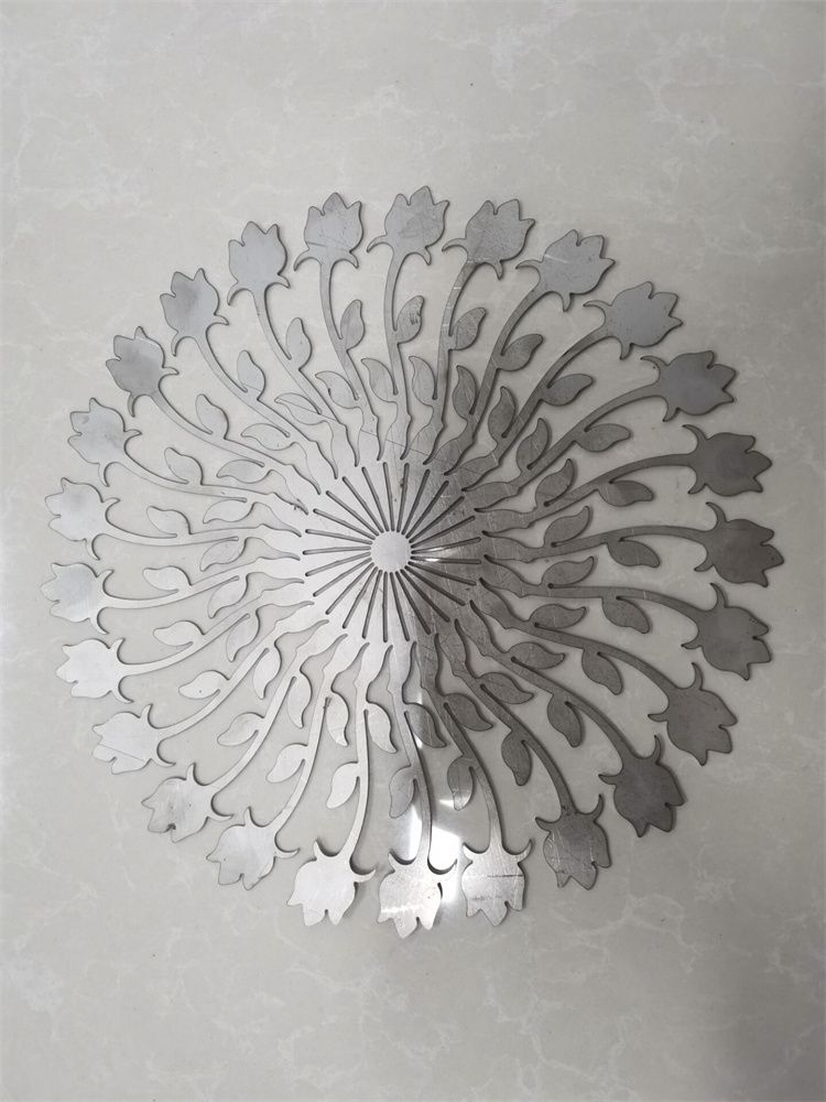 3015 Copper Carbon Stainless Steel Aluminum Iron Metal Cnc Fiber Laser Cutting Machine 3015 réz szén rozsdamentes acél alumínium vas fém Cnc szálas lézervágó gép