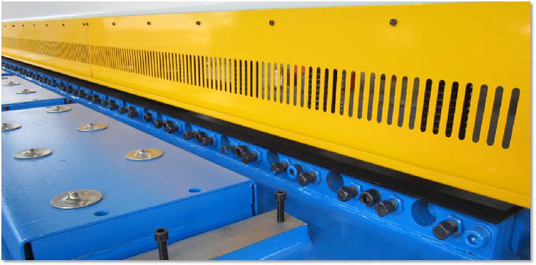 4mm Oem Qc11y-8x3200 Nc Hydraulic Guillotine Guillotine Shearing Machine 4 mm-es Oem Qc11y-8x3200 Nc hidraulikus guillotine guillotine nyírógép