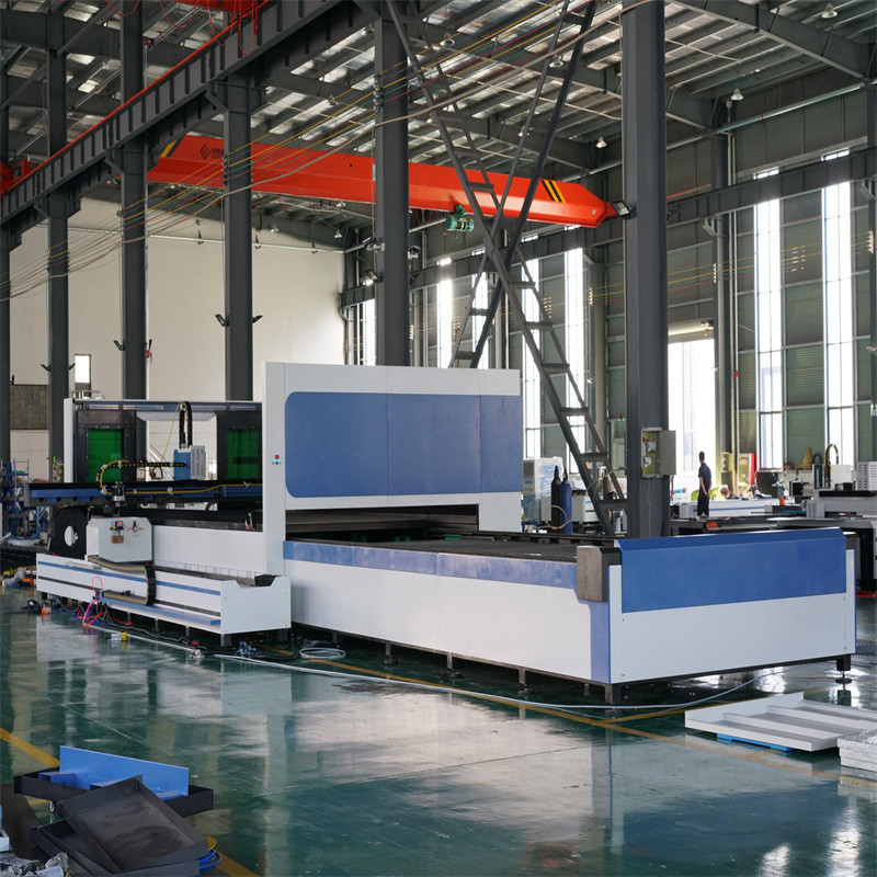 500W 1500W 4Kw szálas lézervágó gép fémlemez lézervágó 2000W 3kw