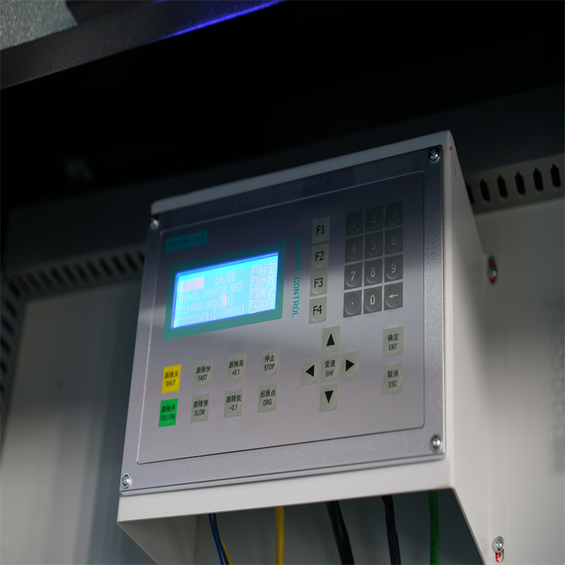 5 mm-es acél fémszálas lézervágó gép CNC lemezlemez ár