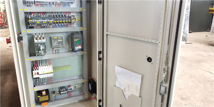 6mm*3200 Hydraulic Steel Plate Cutting Machinery Steel Plate Shearing Machine 6 mm * 3200 hidraulikus acéllemez vágógép acéllemez nyírógép