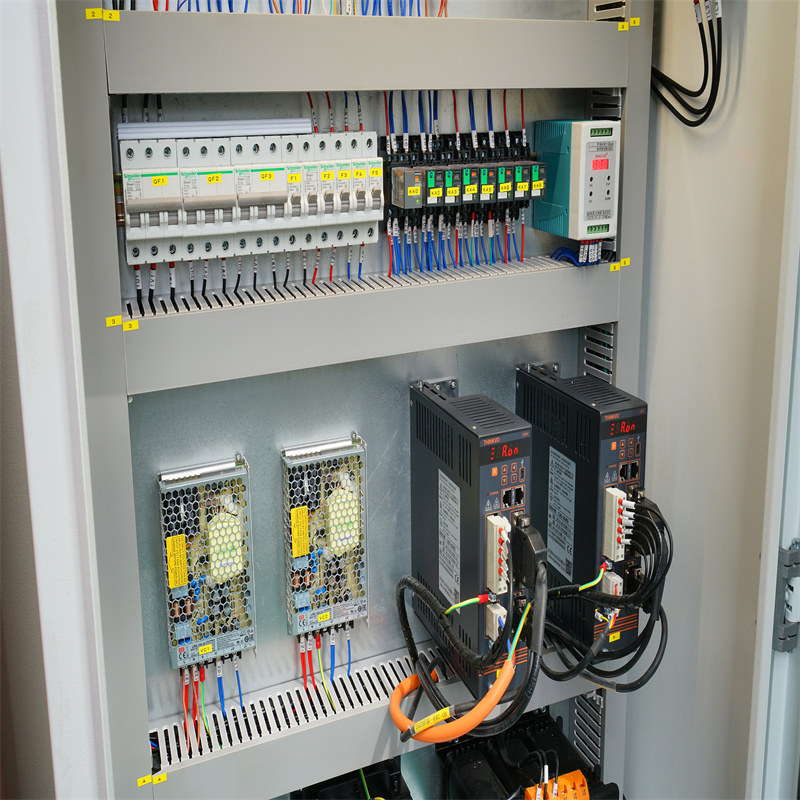 Kiváló minőségű hajlítógép présfék hidraulikus CNC hajtogatógép