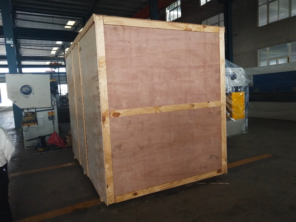 China Metal Hydraulic Press Brake Machine With Reasonable Price Kínai fém hidraulikus présfékezőgép elfogadható áron