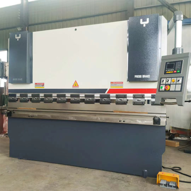 China Stainless Steel Metal Sheet Bending Cnc Hydraulic Press Brake Machine Kína rozsdamentes acél fémlemez hajlító CNC hidraulikus présfék gép