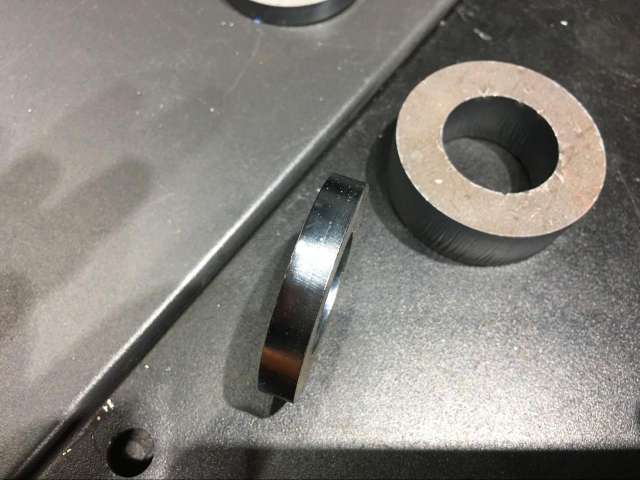 Cnc szálas lézeres fémvágó gép 2000w rostos lézeres vágógép