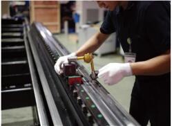 Fiber Laser Cutting Machine Masterline 8kw,4000x2000mm,With Ipg Laser Source Fiber lézervágó gép Masterline 8kw, 4000x2000mm, Ipg lézerforrással