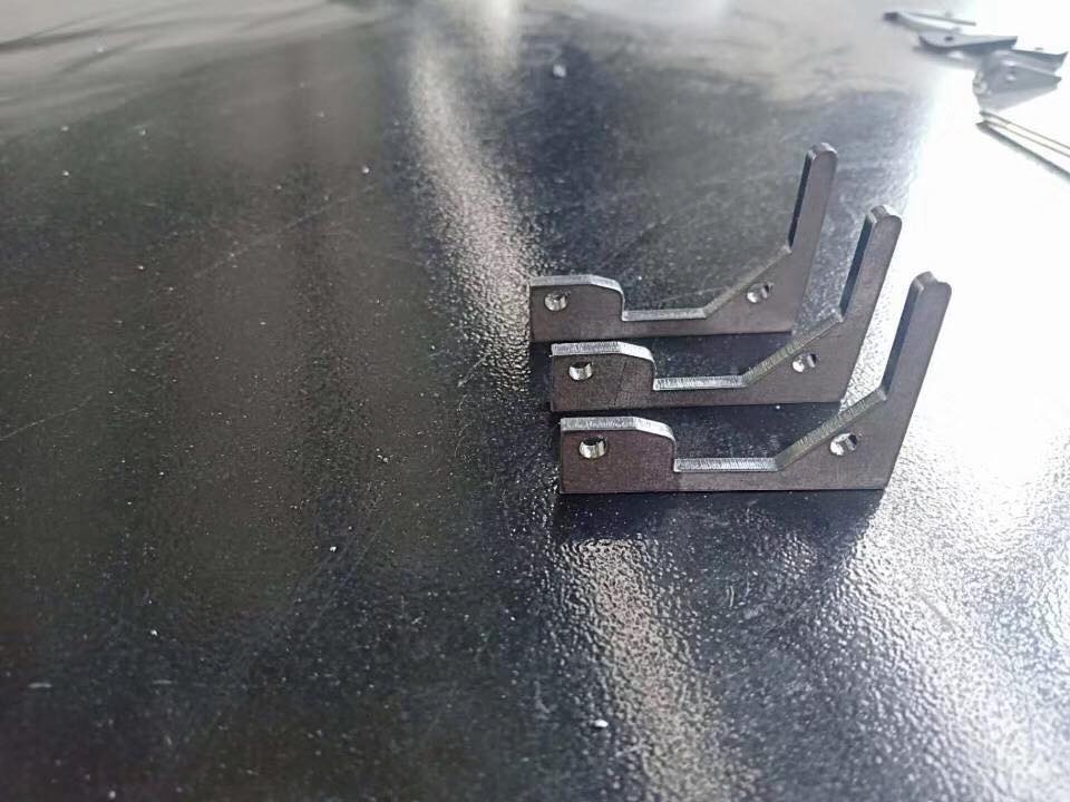 High Power 3015 2000W Metal Sheet Cnc Fiber Laser Cutting Machine Nagy teljesítményű 3015 2000 W-os fémlemez Cnc szálas lézervágó gép