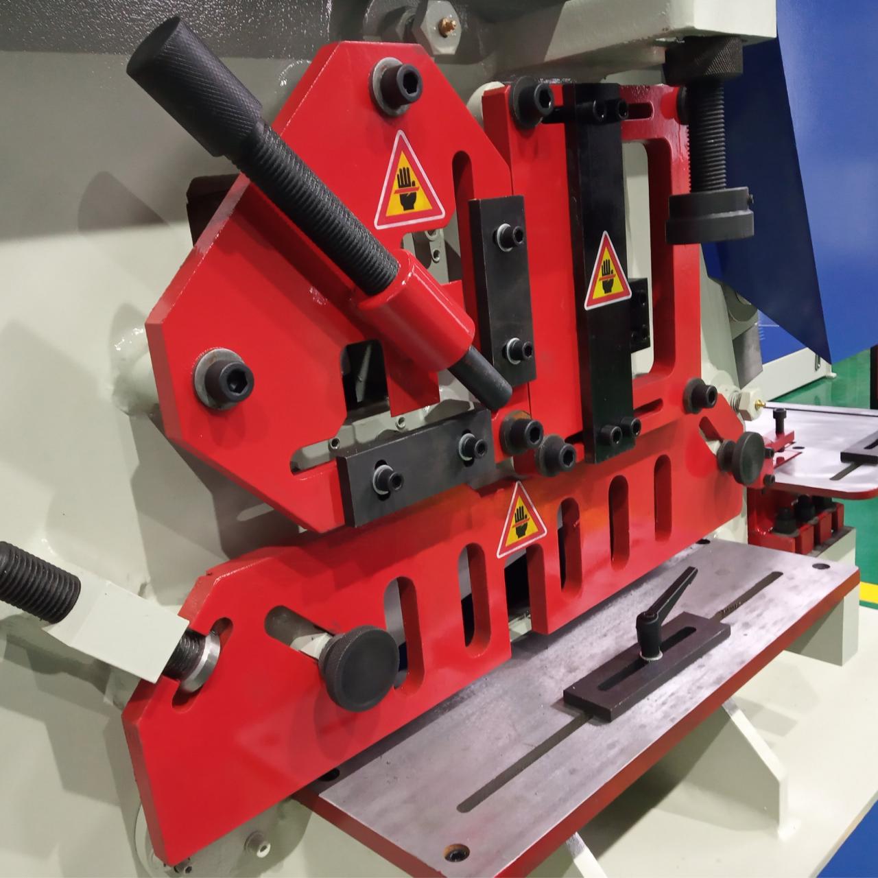 Q35y sorozatú hidraulikus vasmunkás nyíró- és lyukasztógép