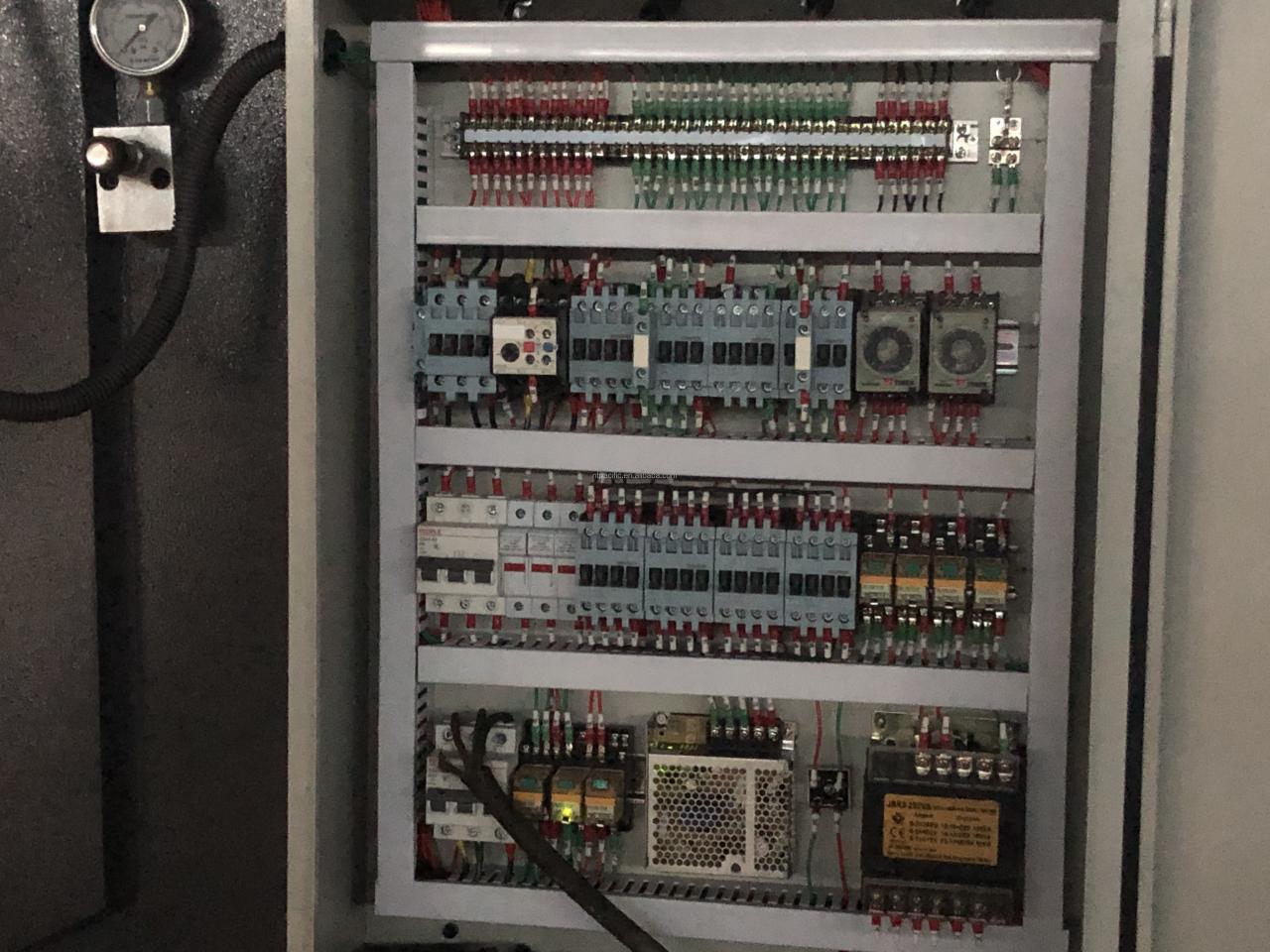 Wc67k Cnc Aluminum Iron Plate Hydraulic Press Brake Cnc Metal Sheet Bending Machine Wc67k Cnc alumínium vaslemez hidraulikus présfék Cnc fémlemez hajlítógép